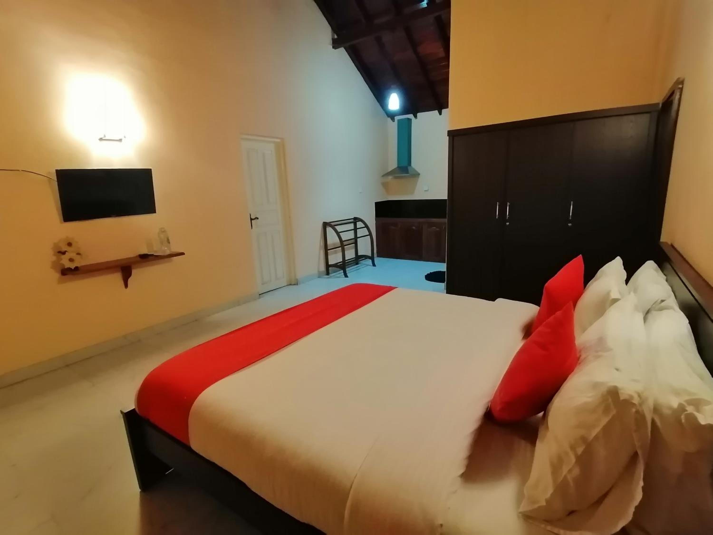 Maha Royal Hotel