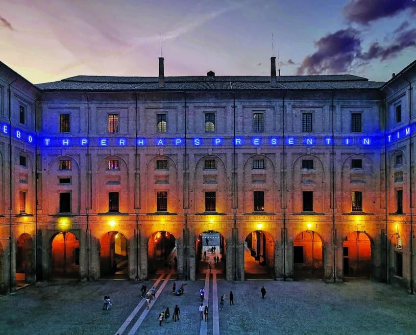 Hotel CHARMING APARTMENT IN PARMA/ TEATRO REGIO / WIFI - Image 1