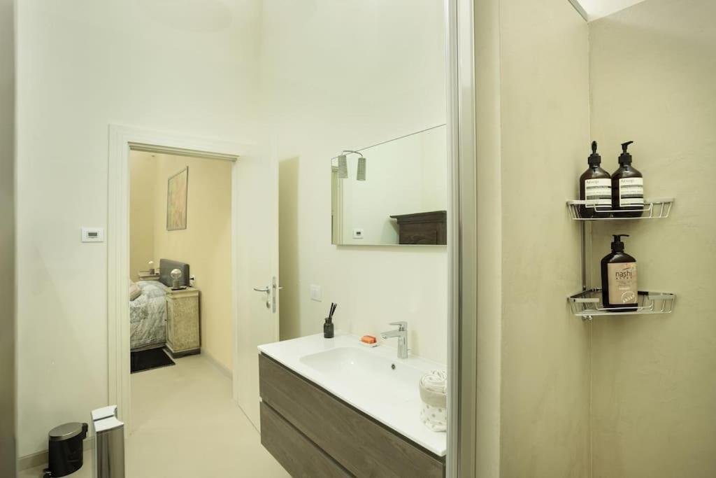 CHARMING APARTMENT IN PARMA/ TEATRO REGIO / WIFI view 4