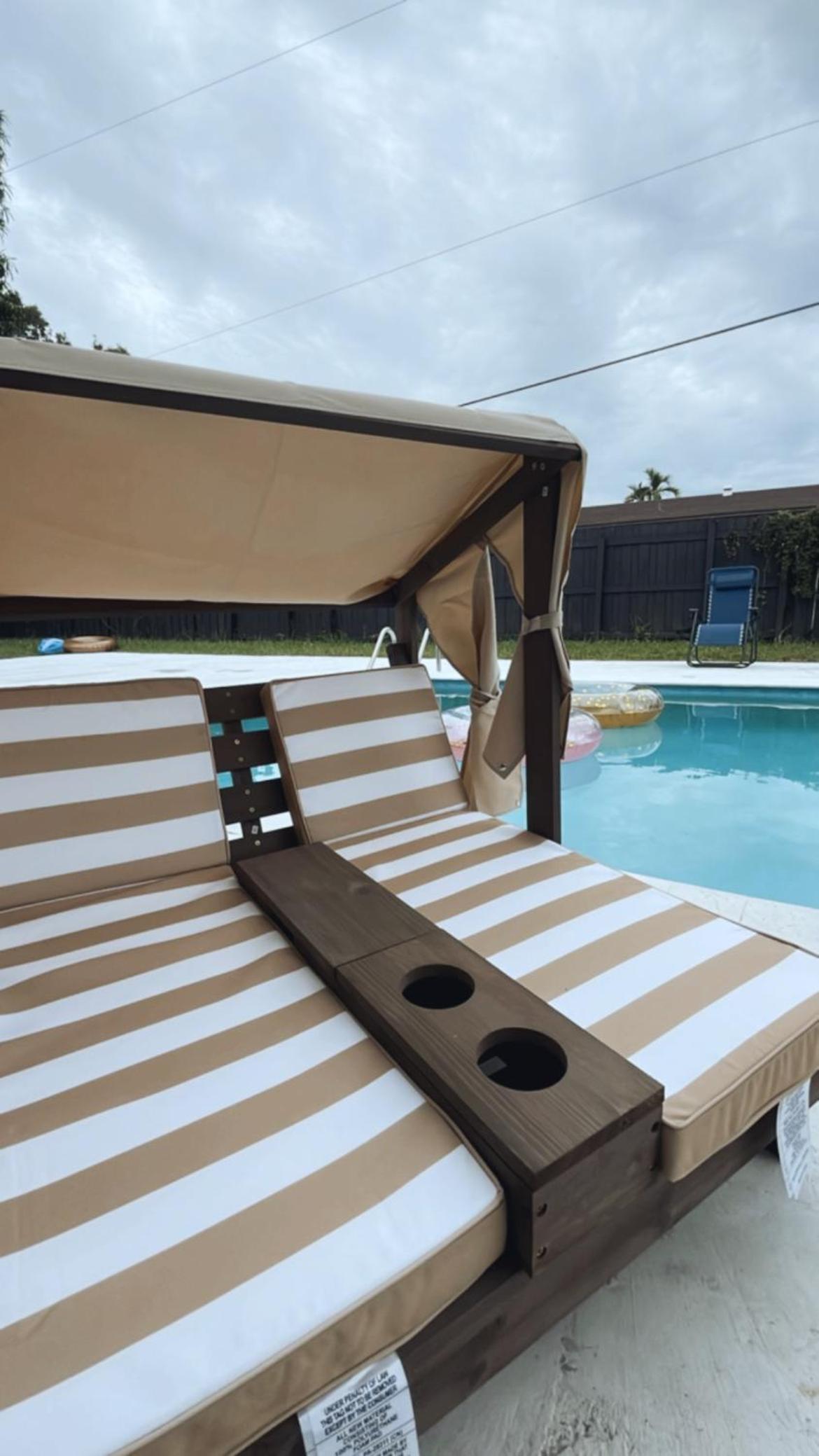 Pool Villa