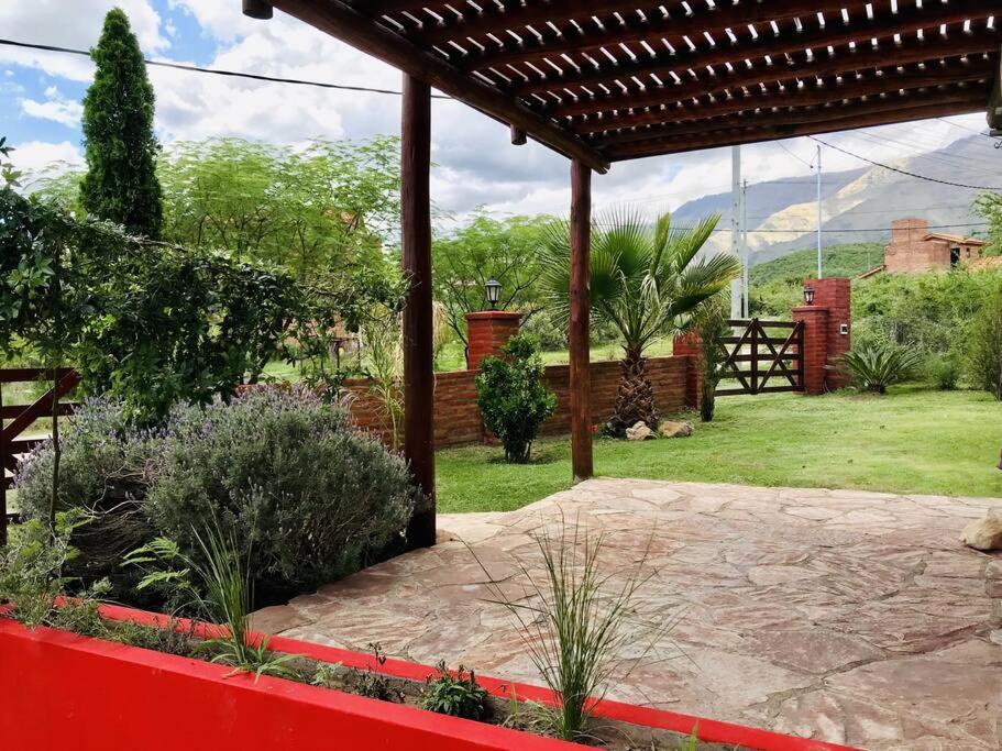 CABAÑA LA MILAGROS REINA MORA