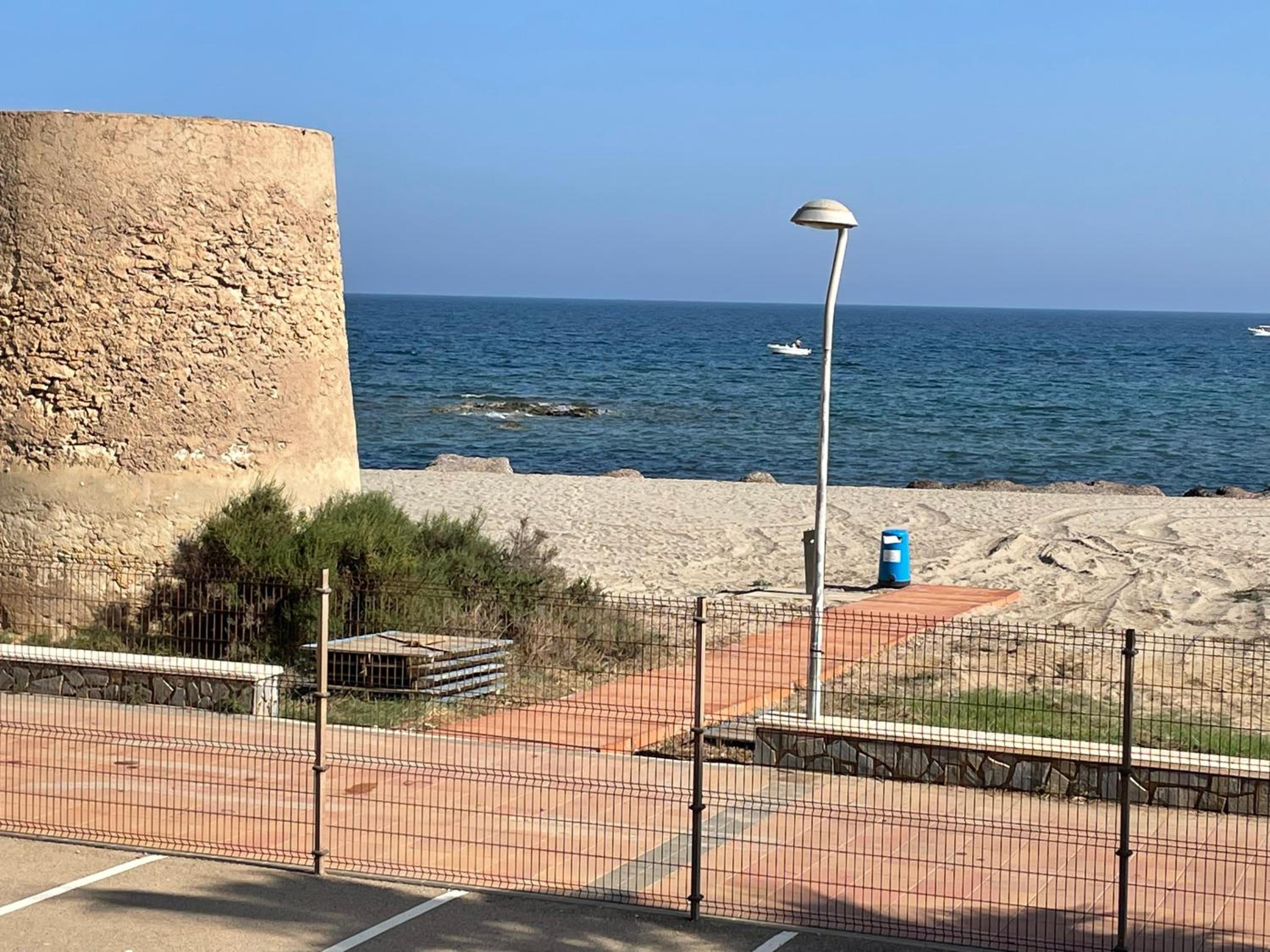 Seafront La Manga Apartment