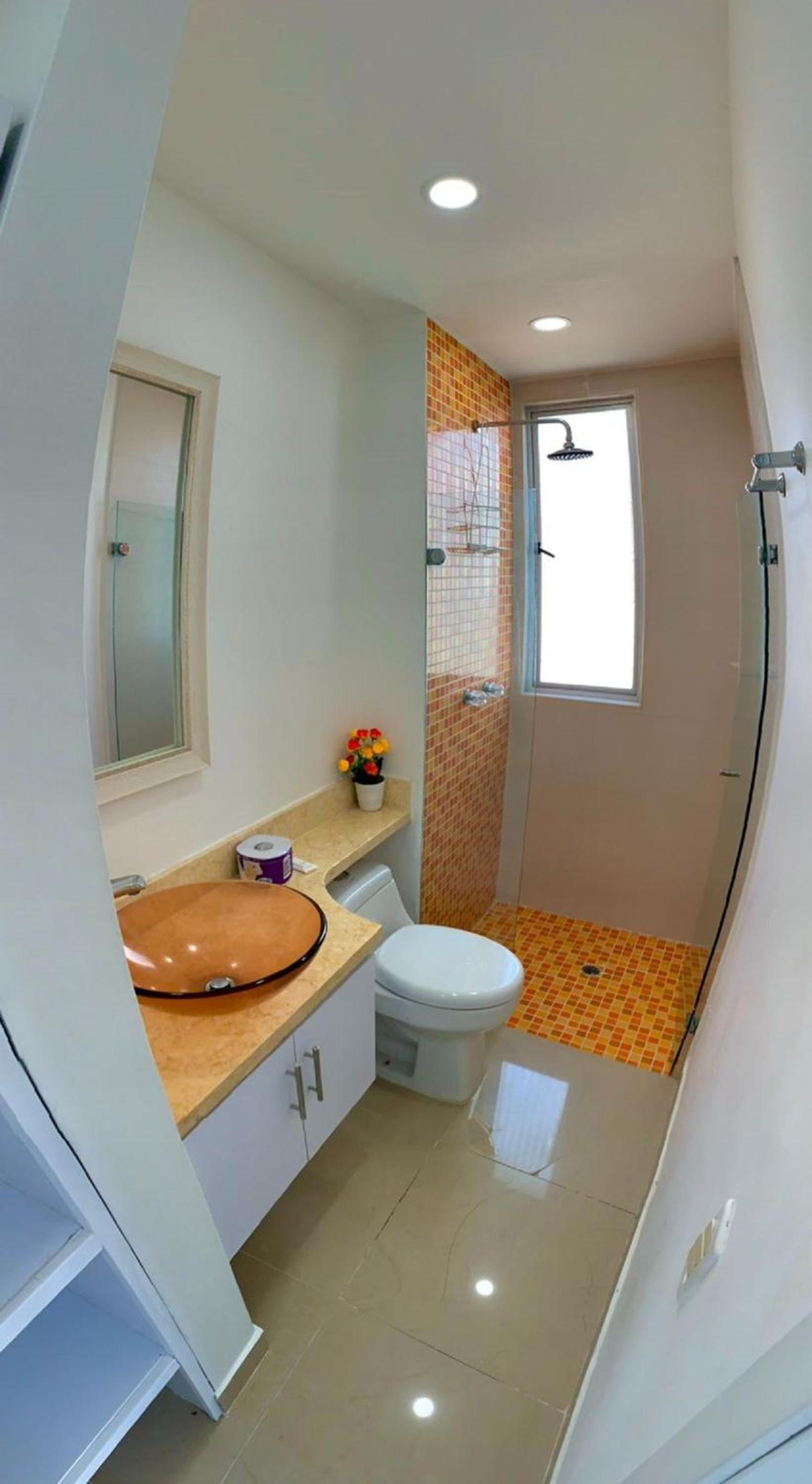 2P1-6 Seafront Apartment With Air Conditioning And Pool