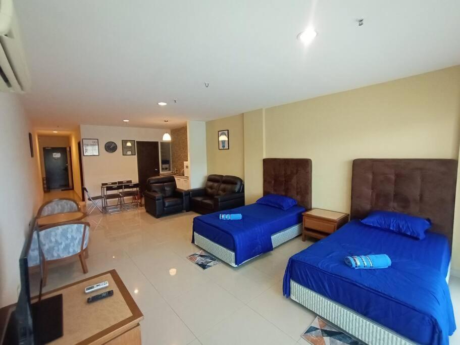 InstaStay Room Unit Marina Island Teluk Batik - 1 Bedroom Queen Bed & 2 Single Bed photo 1