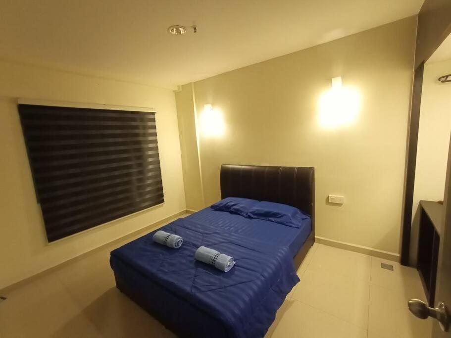InstaStay Room Unit Marina Island Teluk Batik - 1 Bedroom Queen Bed & 2 Single Bed photo 3