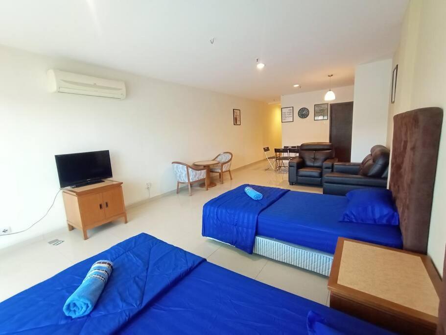 InstaStay Room Unit Marina Island Teluk Batik - 1 Bedroom Queen Bed & 2 Single Bed photo 2
