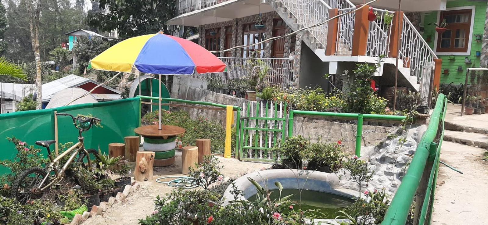 Kusuman Homestay side view