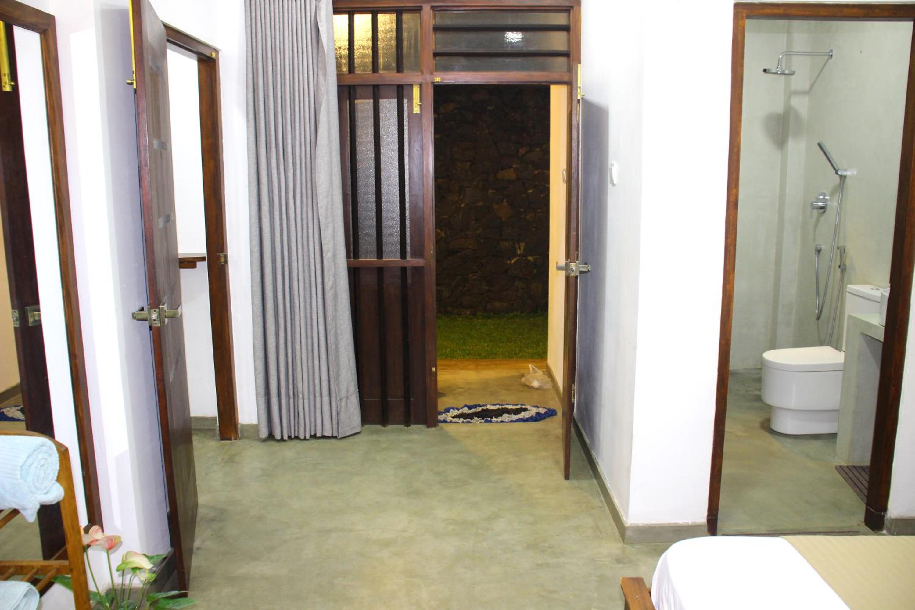 Photo 43