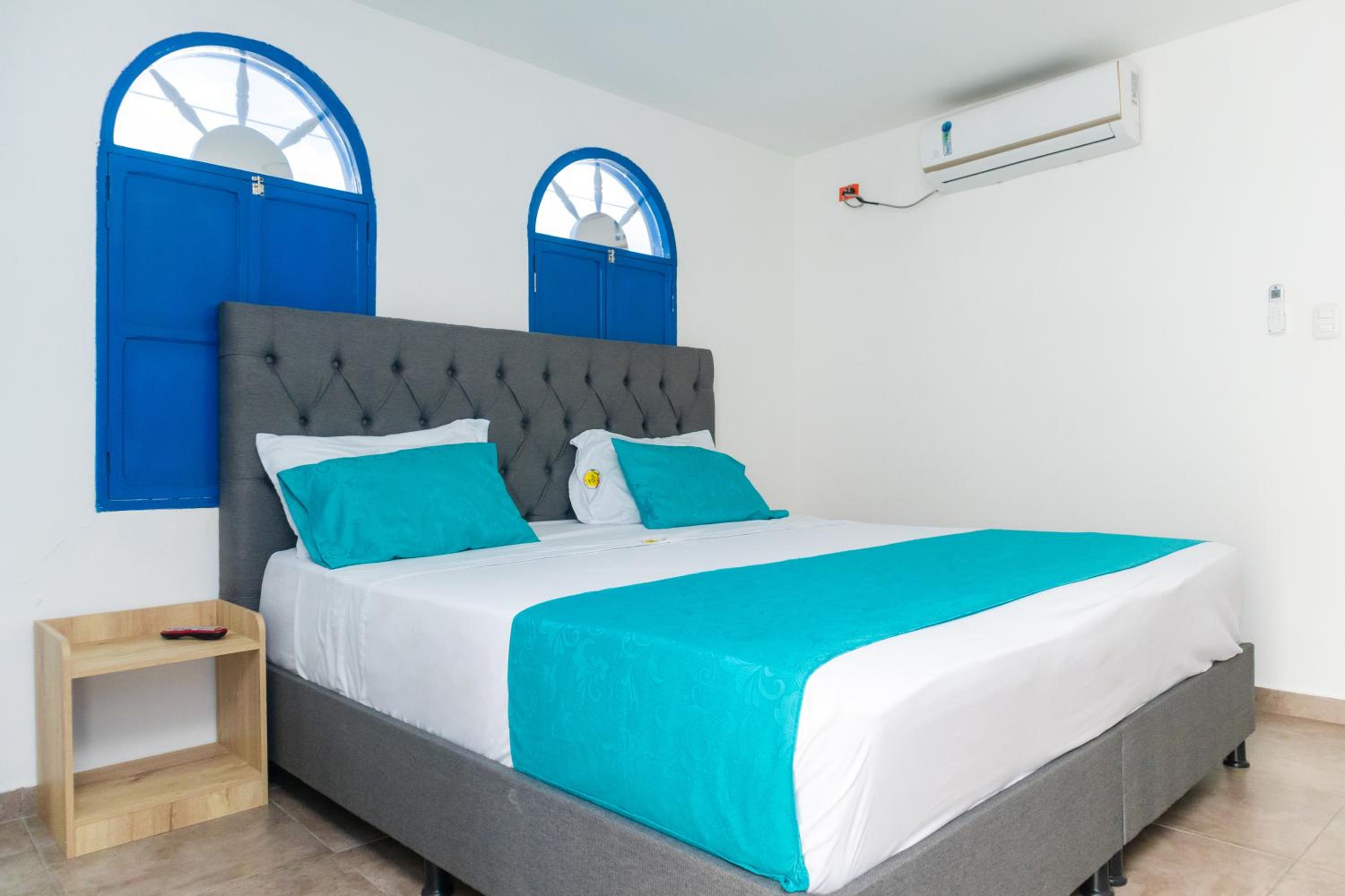 Casa Flor Hostel & Drinks