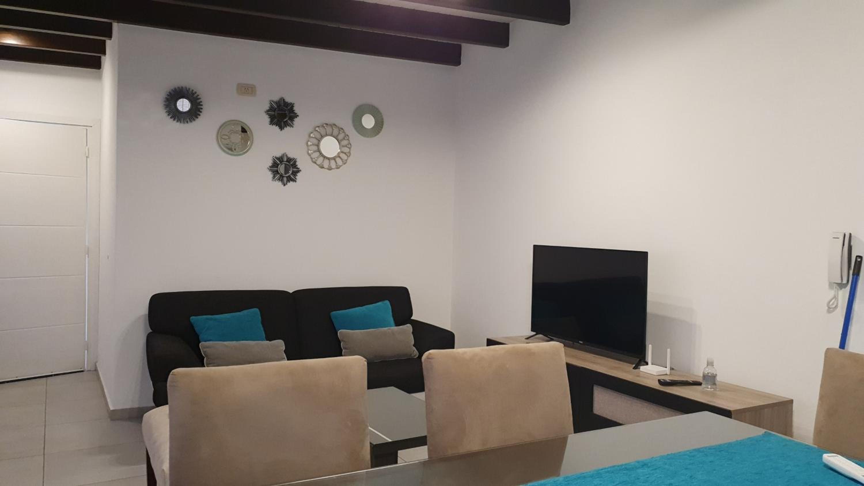Apartamento Deluxe Senderos del Vino I, con cochera incluida, Desayuno opcional