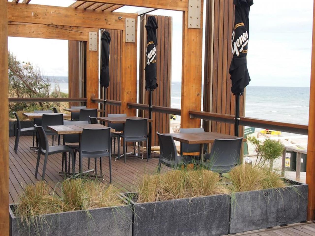 3Bdrm Beachside Town House with Ocean Views
