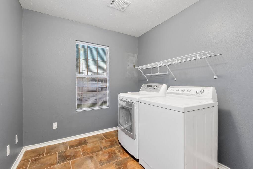 Sunnyside Retreat
