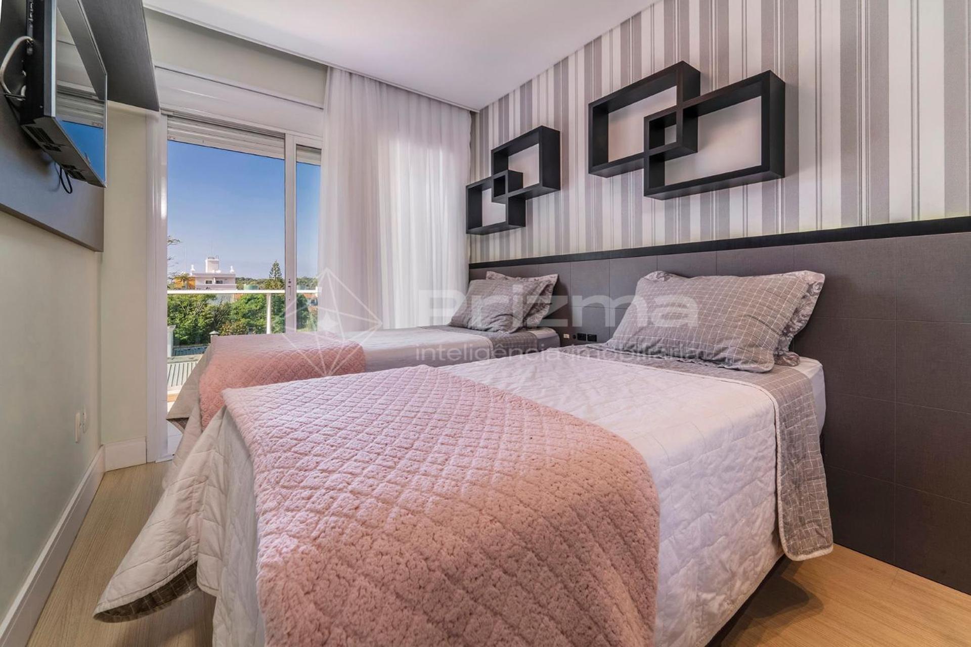 Boulevard 302 A - Excelente Cobertura em Condomínio de Alto Padrão.