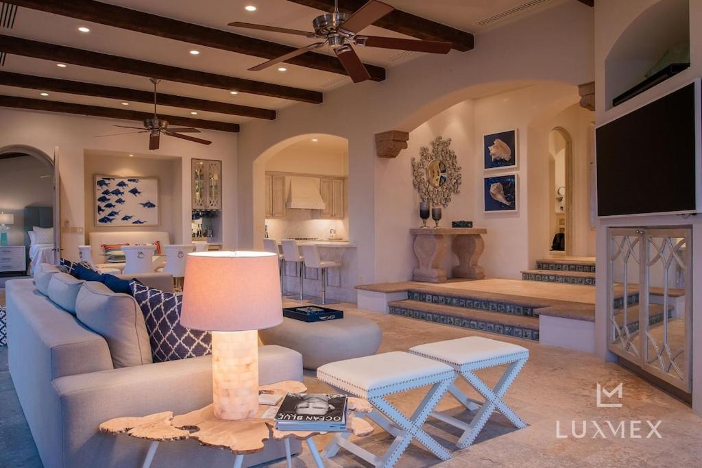 Beautiful 3 Bd Villa with Staff and Steps from the Beach in Del Mar Palmilla view 2