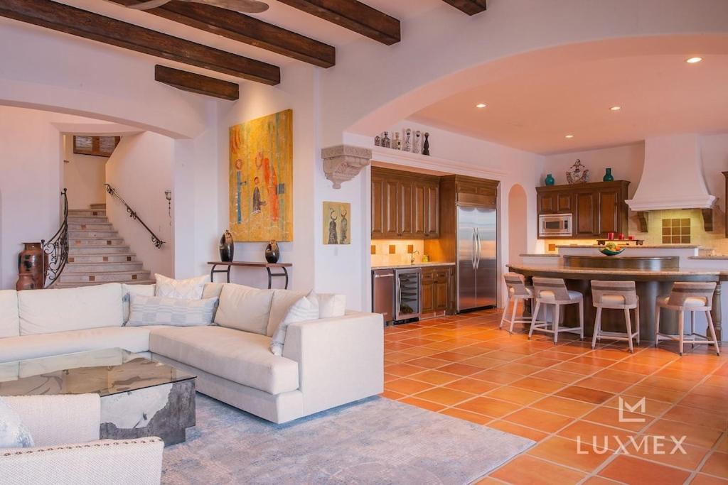 Amazing 5bd Villa Del Mar Villa with Full Staff and Steps from the Beach view 5
