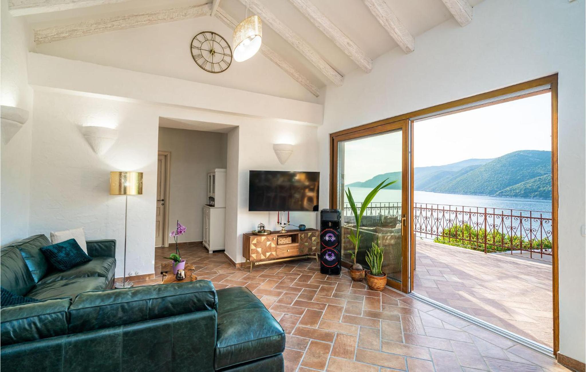 Nice Home In Gruda With Outdoor Swimming Pool