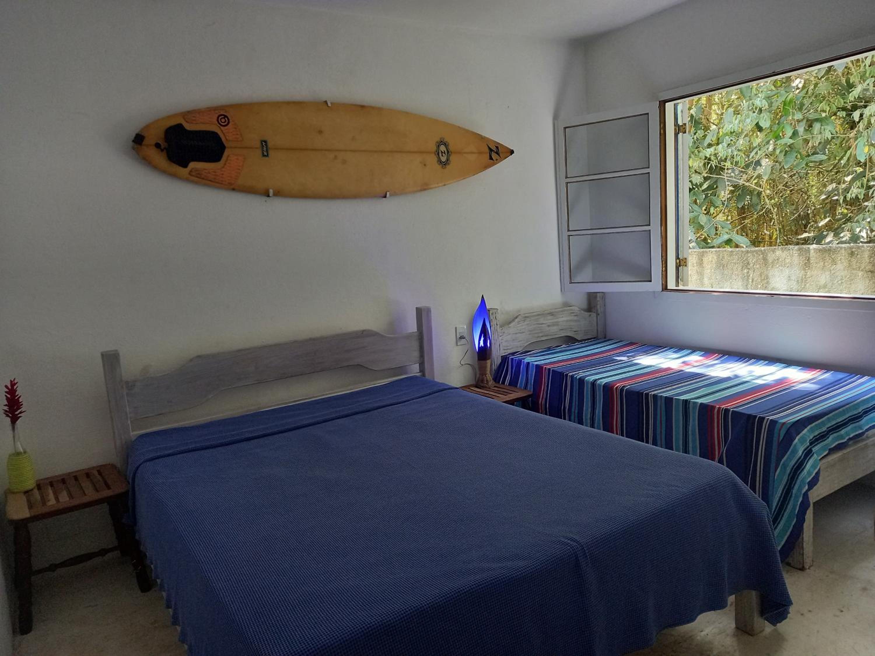 Casa sossegada ao lado da natureza e do mar