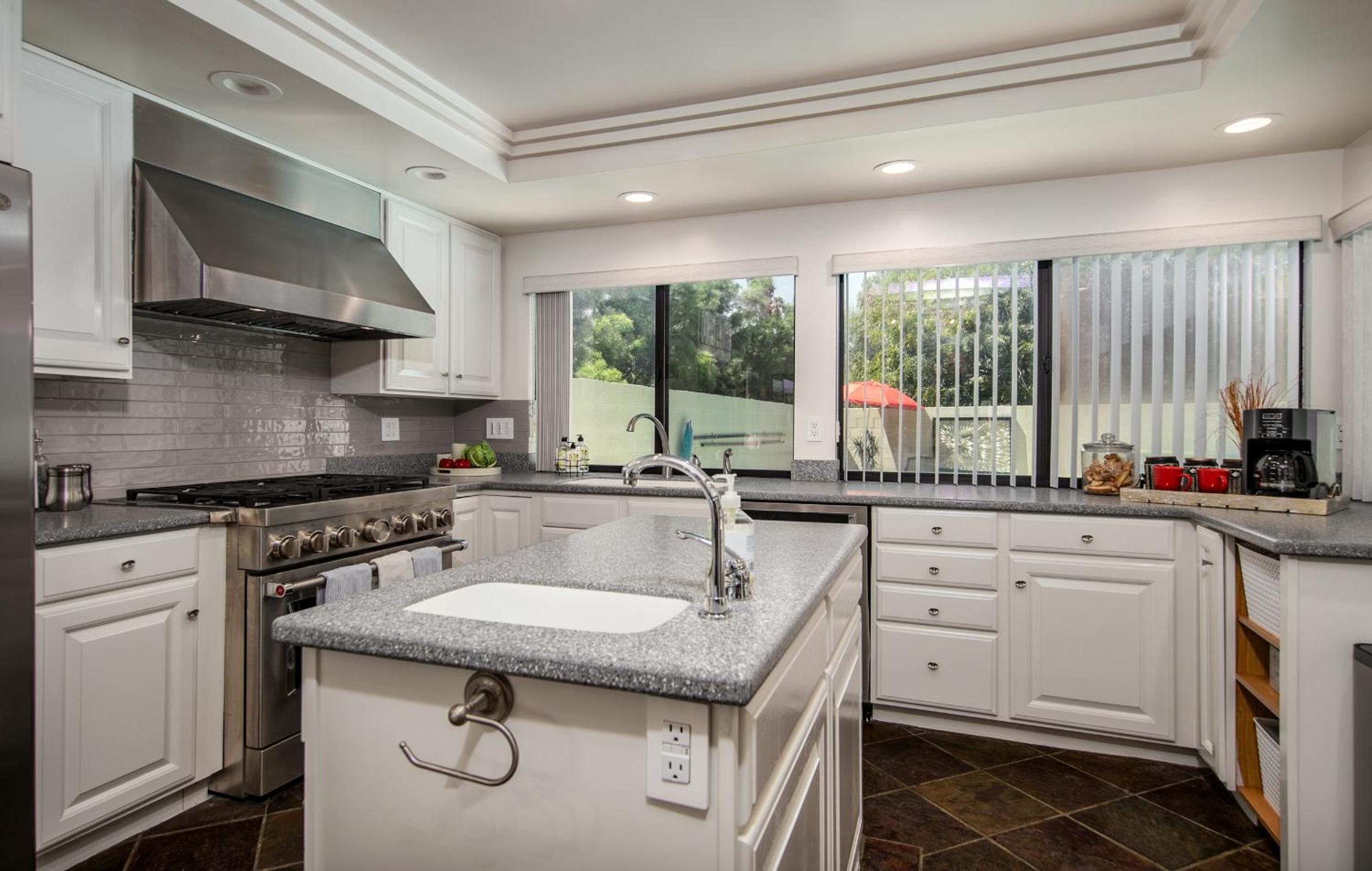 Peaceful Private Retreat In The Heart Of Town