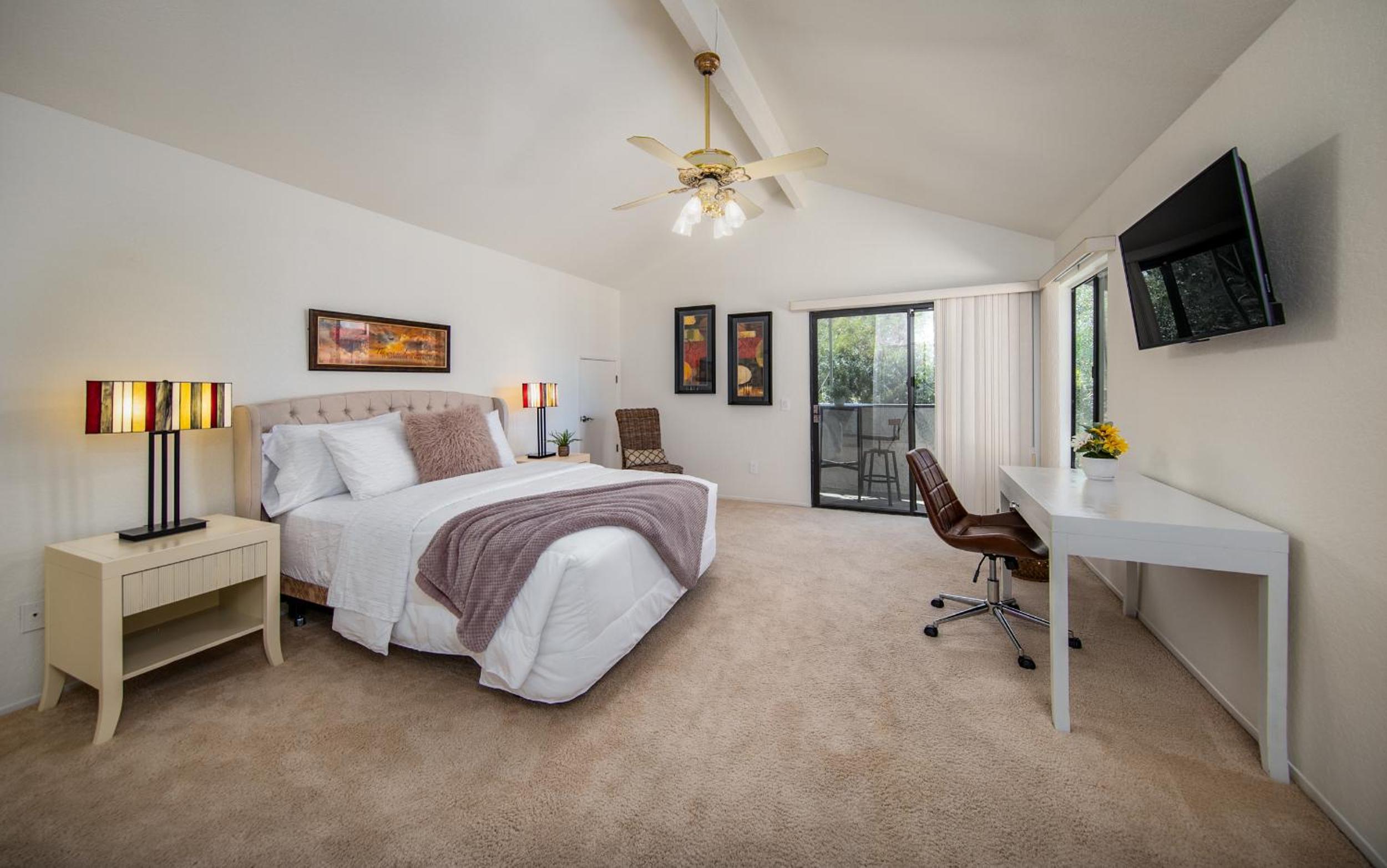 Peaceful Private Retreat In The Heart Of Town