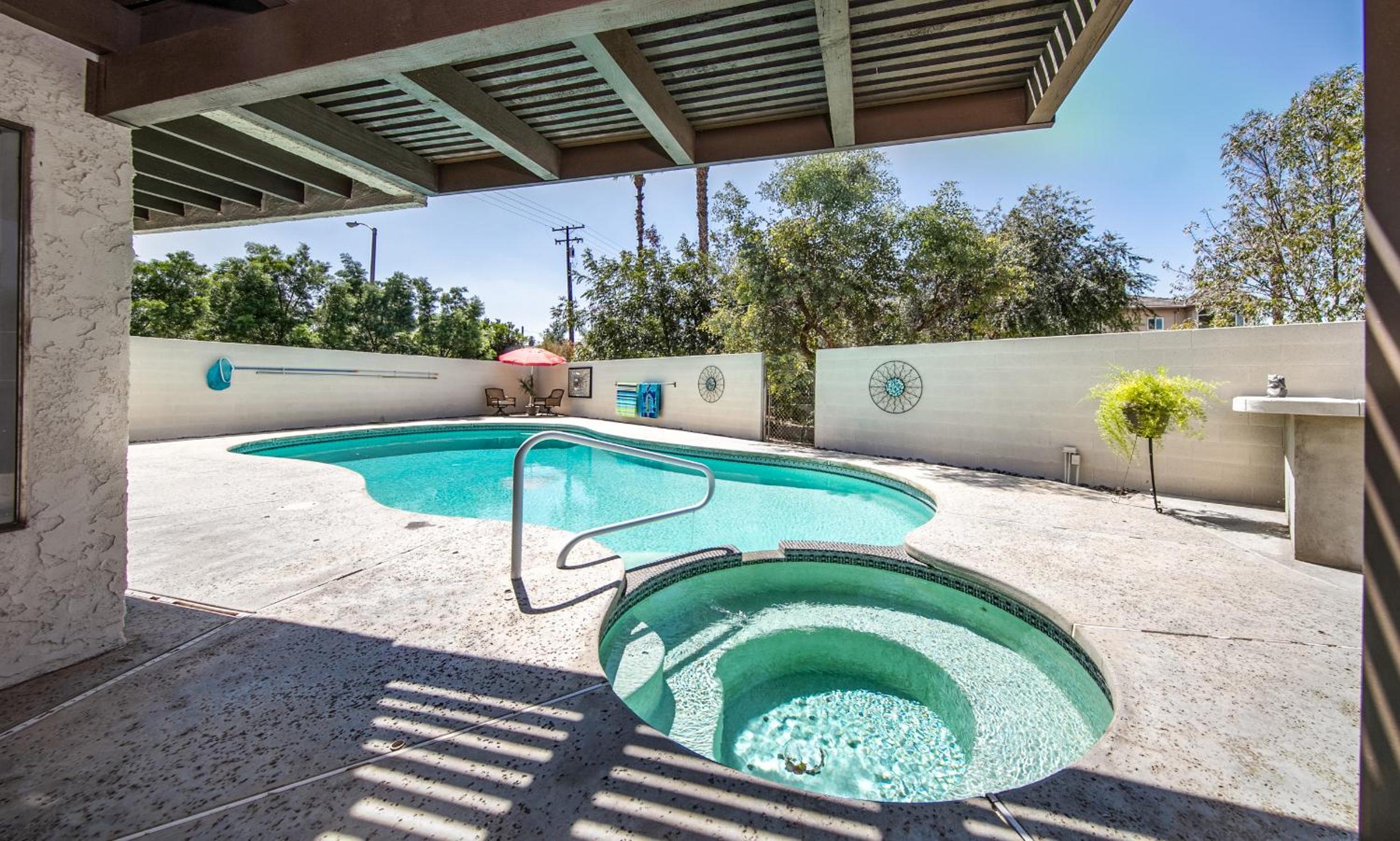 Peaceful Private Retreat In The Heart Of Town
