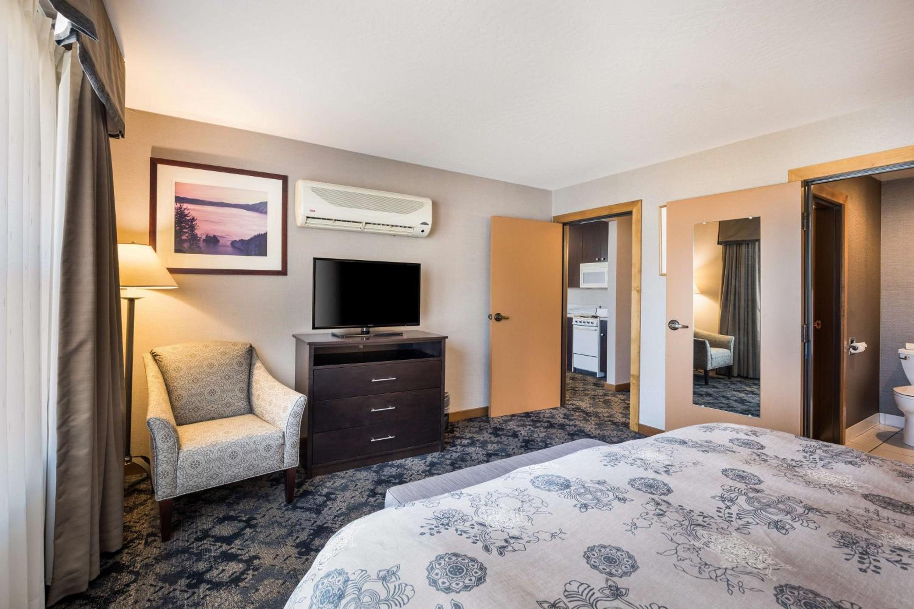 Ashland Vacations - Best Western Windsor Inn - Property Image 32