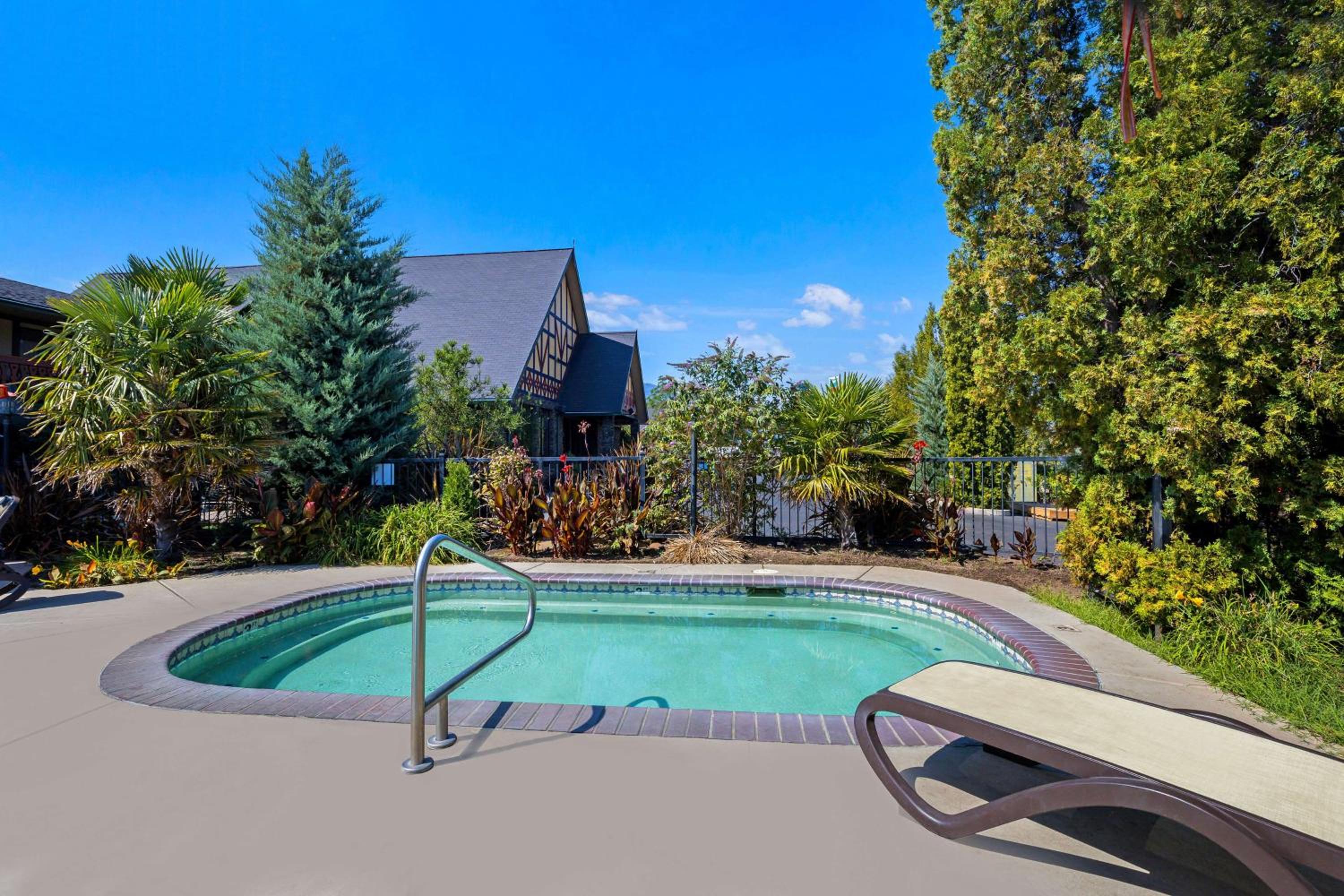 Ashland Vacations - Best Western Windsor Inn - Property Image 9