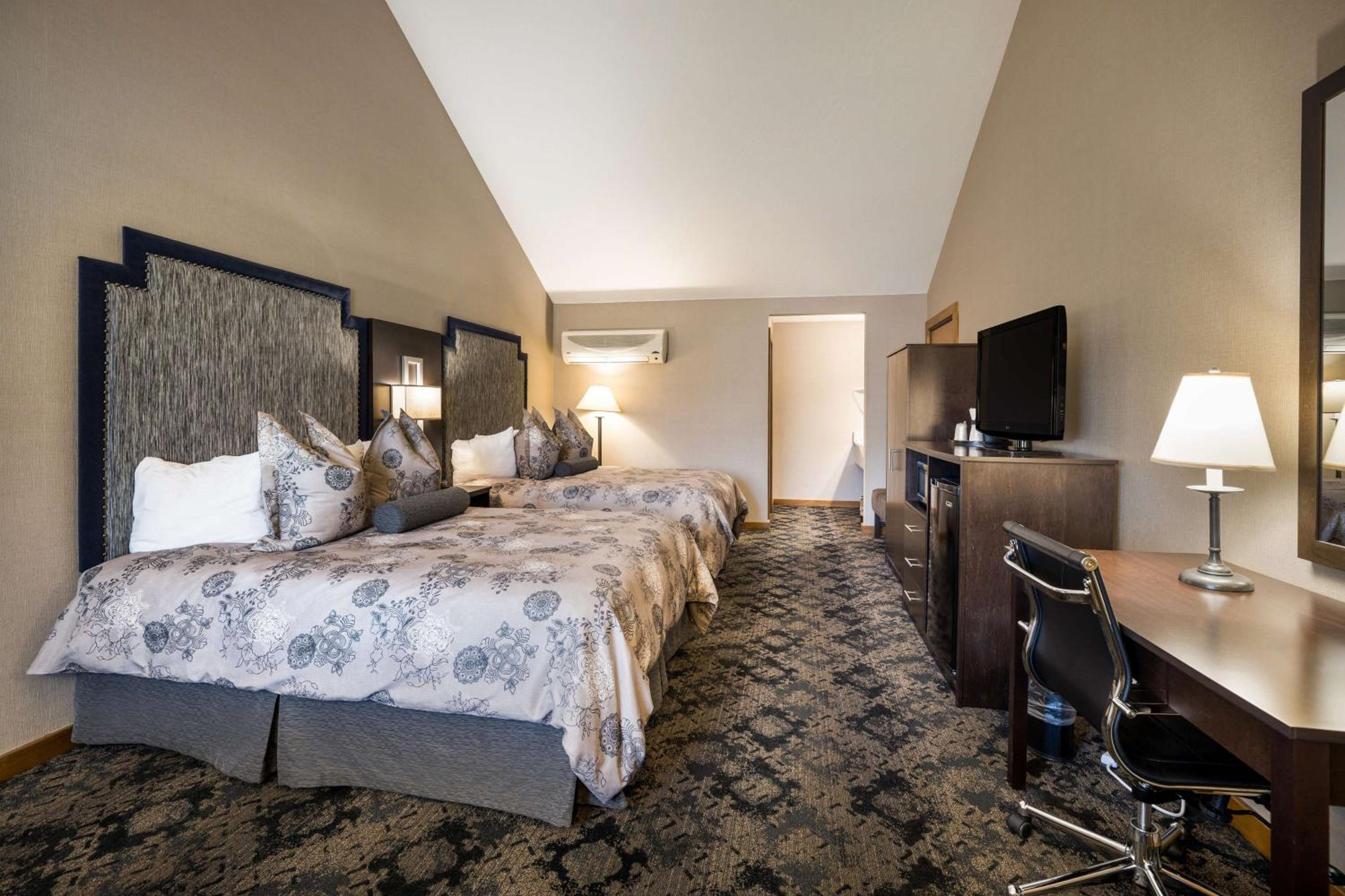 Ashland Vacations - Best Western Windsor Inn - Property Image 39