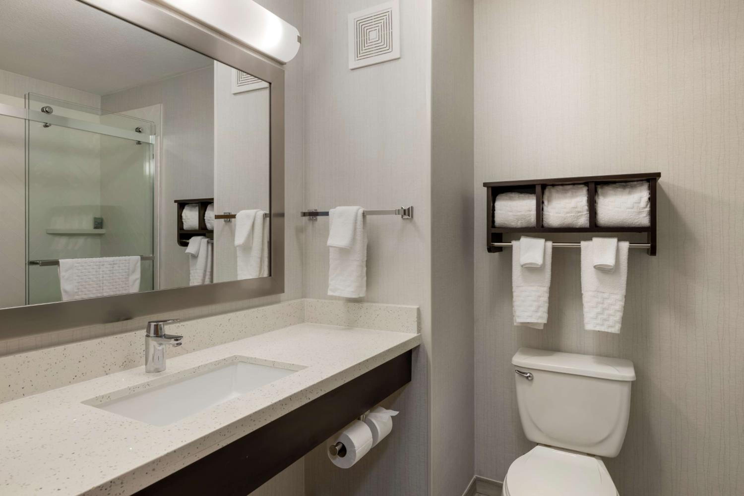 Watertown Vacations - Best Western Watertown Inn  Suites - Property Image 8