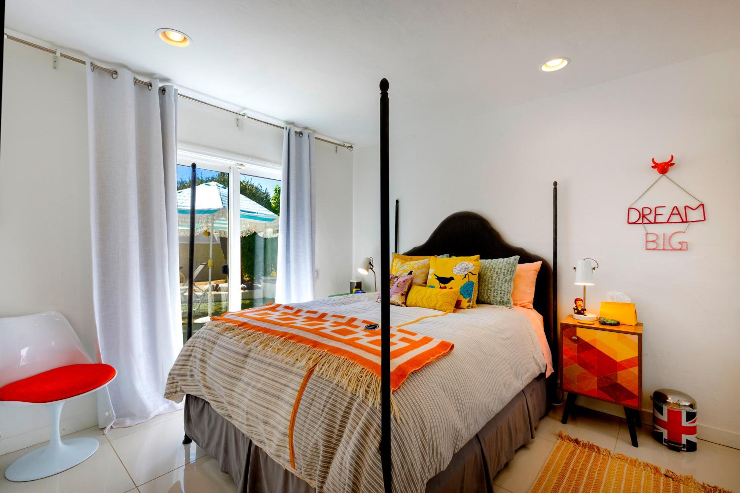 Palm Springs Vacations - Amarillo House - Luxury Home with Pool Spa - Property Image 21