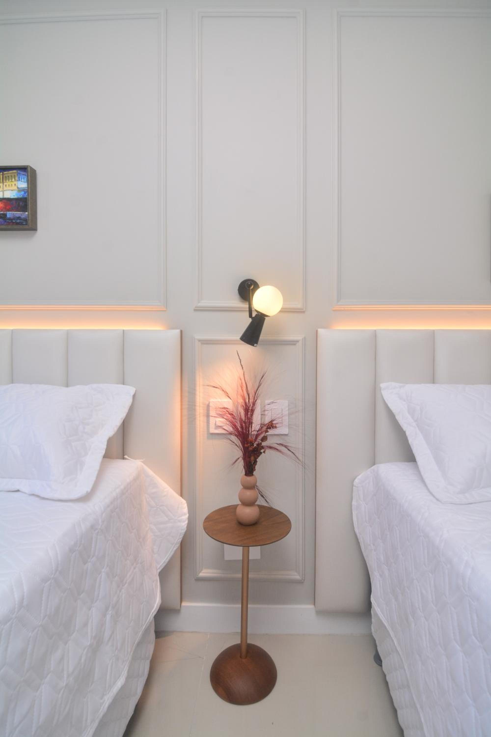 Apto. dois quartos extremamente luxuoso e na praia