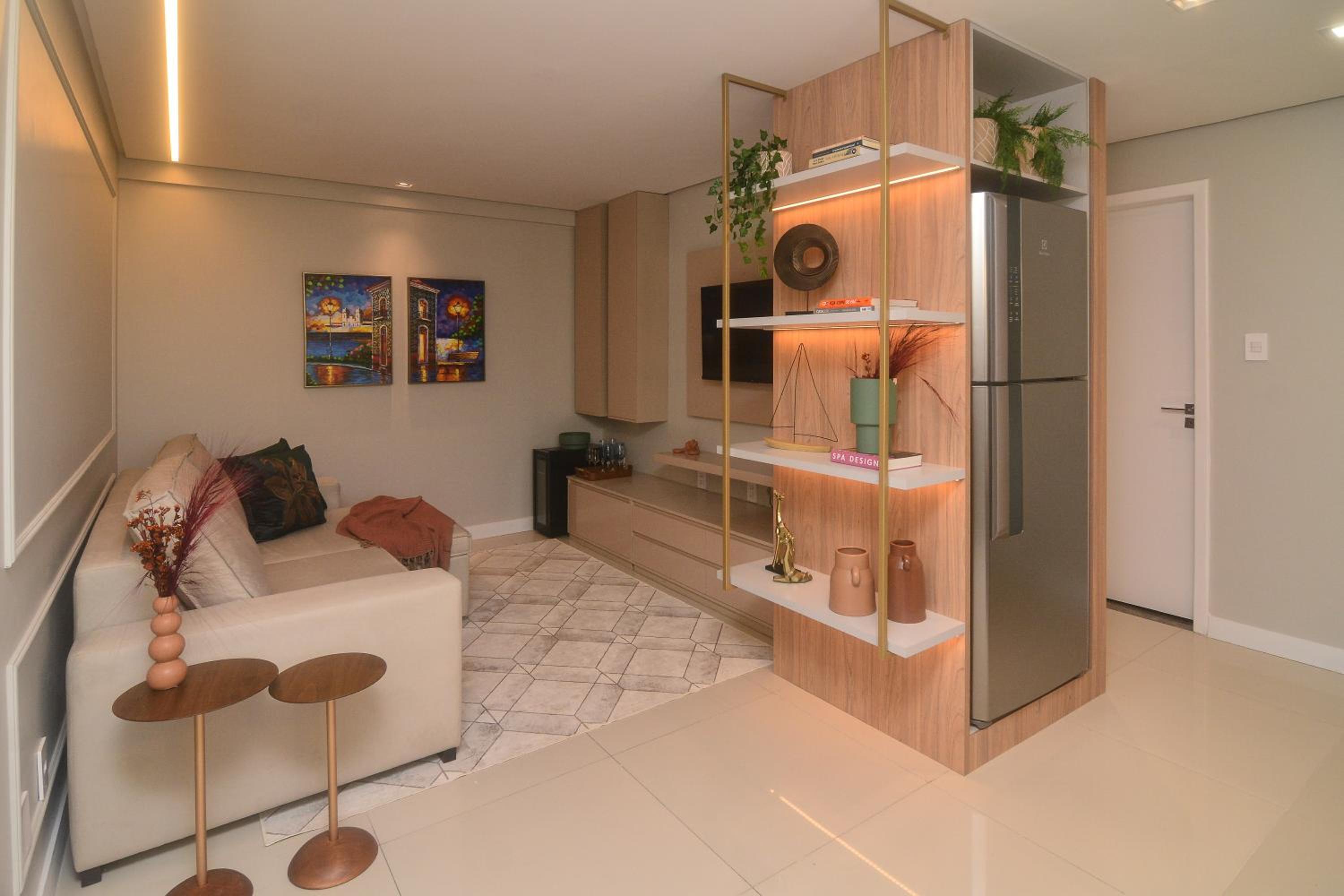 Apto. dois quartos extremamente luxuoso e na praia