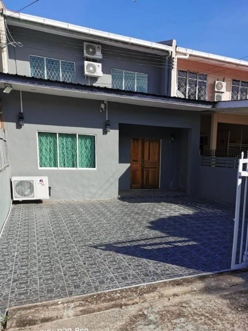 ANG LEE HOLIDAY HOME 2 photo 4