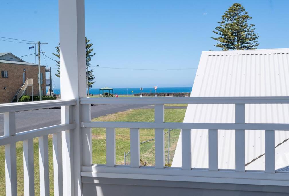 SALTAIR Beach House Right in Town