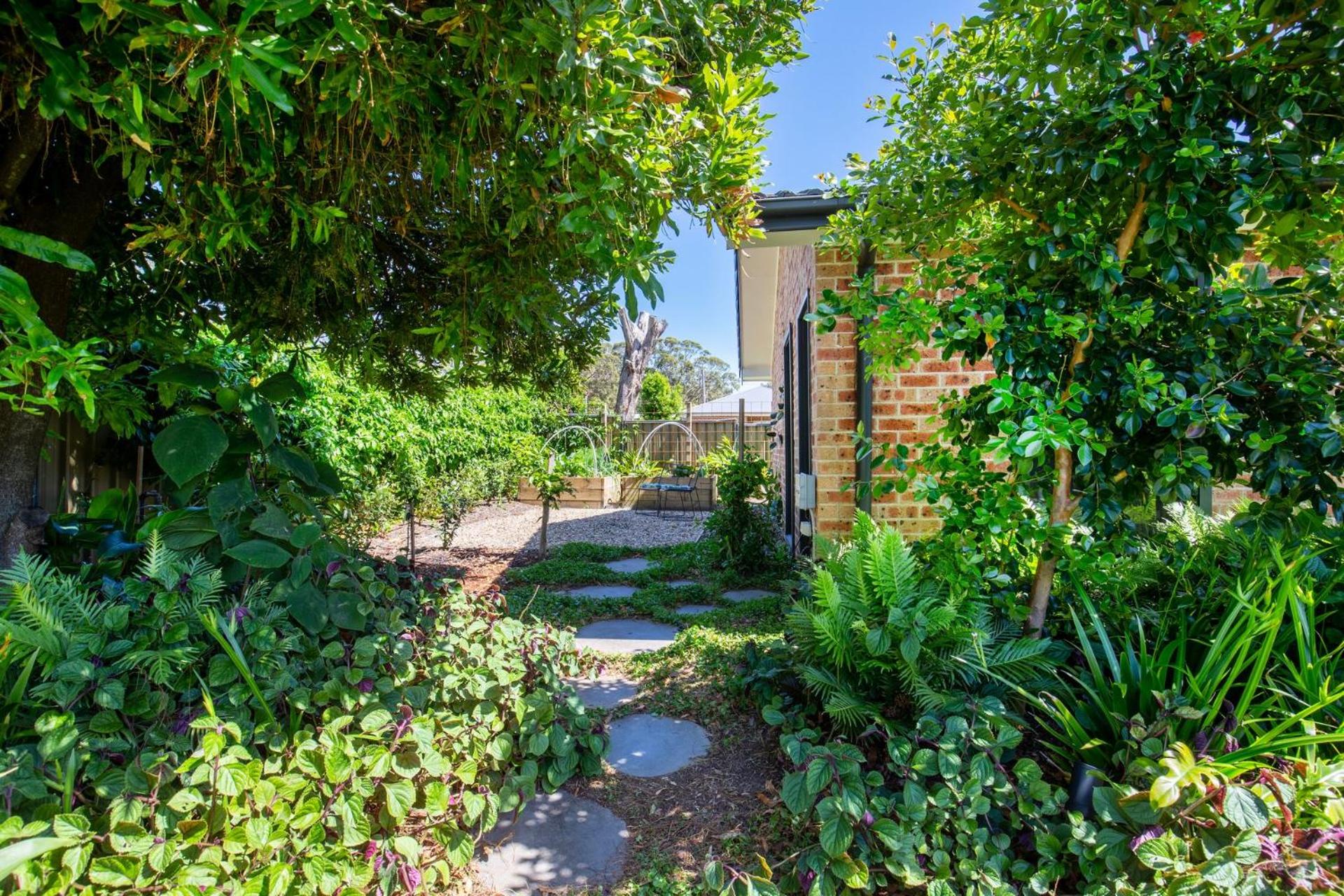 Callala Dreams - 4 Mins Walk to Beach