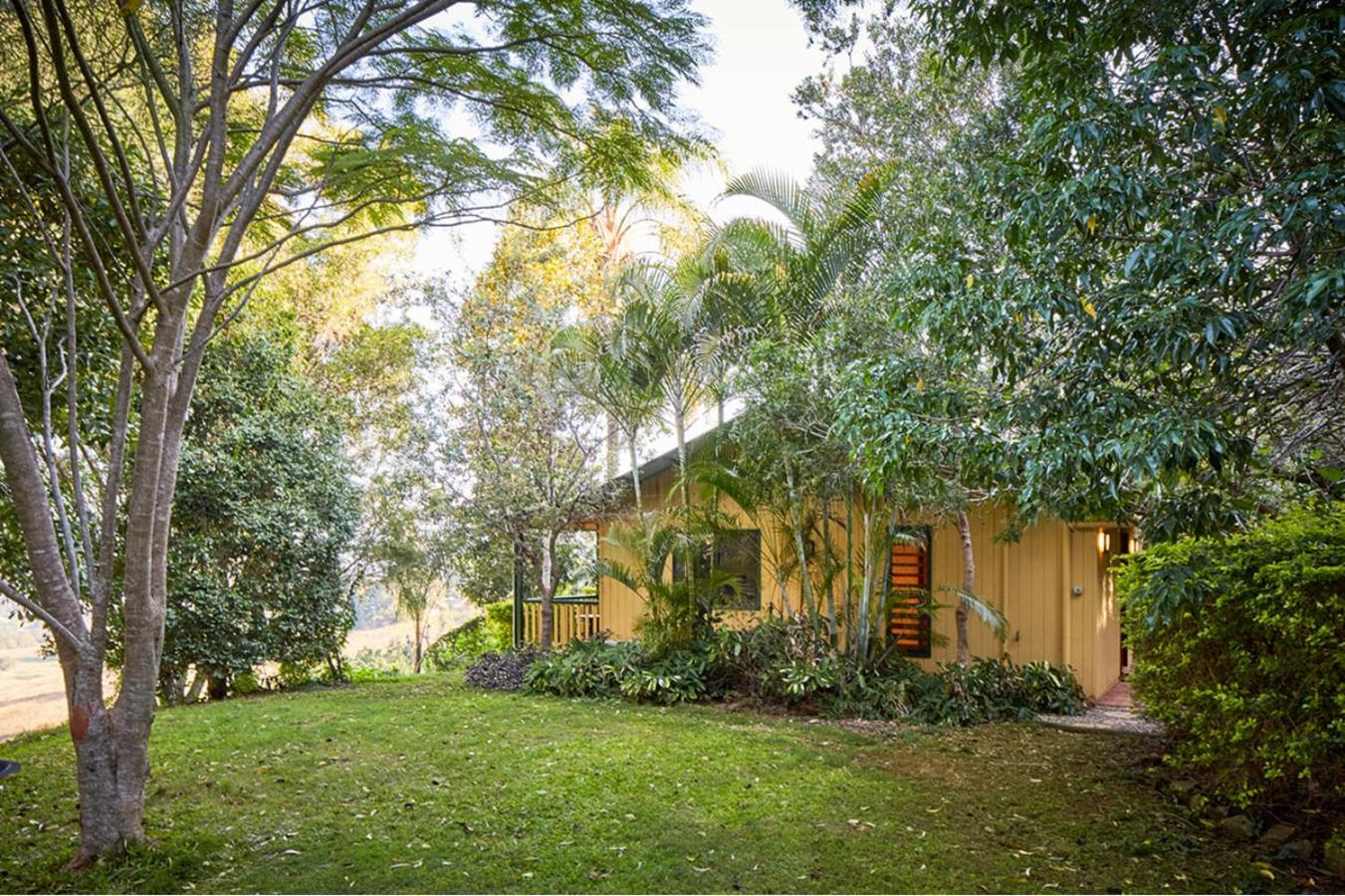 Dayboro Cottages