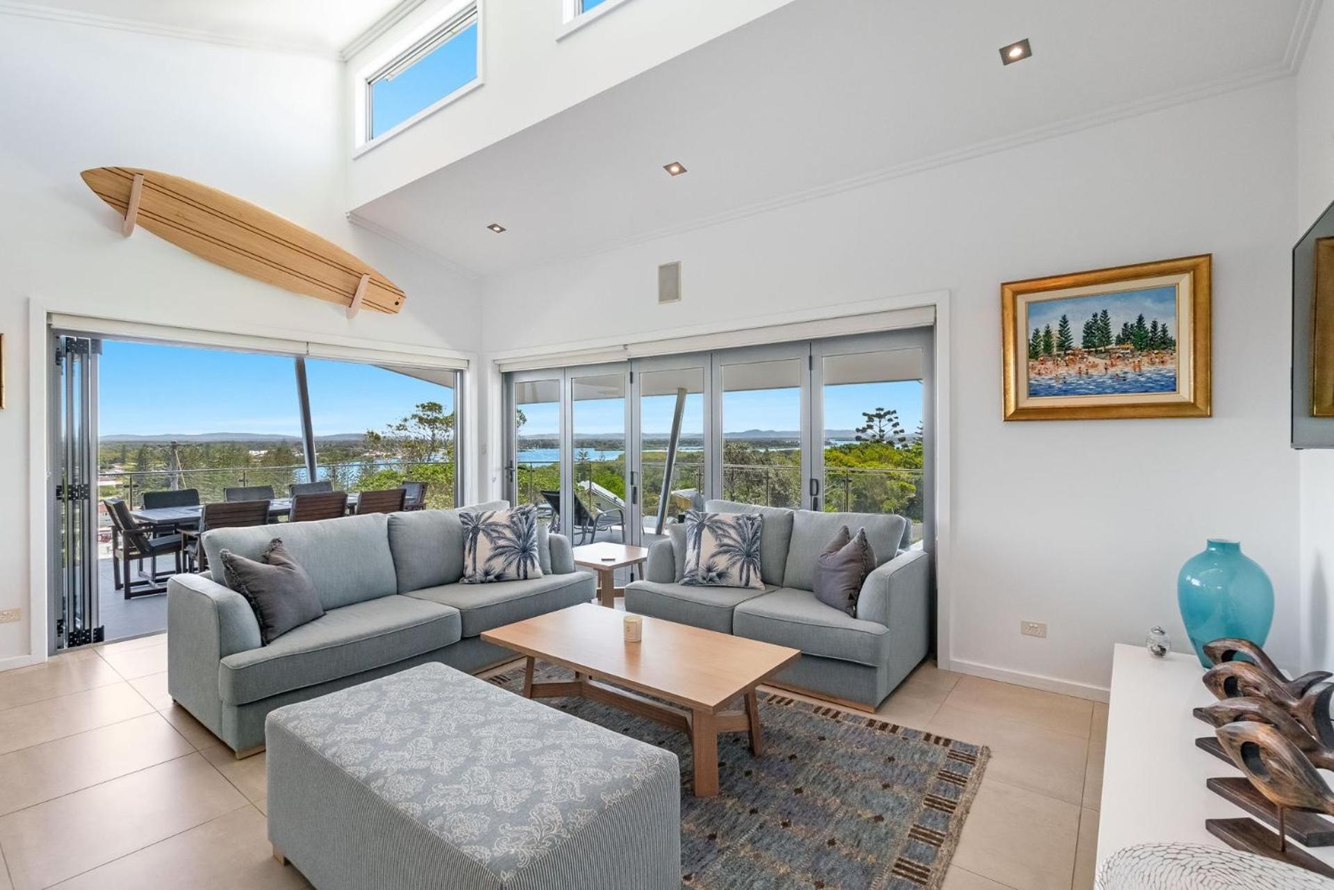 Pilotage 4 - Luxury Oceanview Penthouse - Holiday Yamba