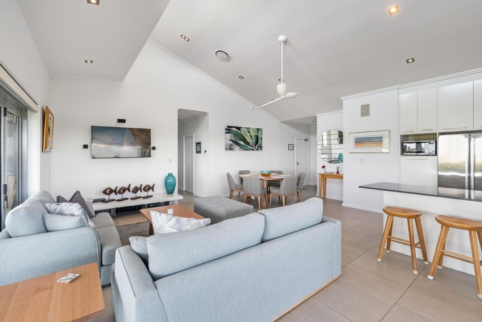 Pilotage 4 - Luxury Oceanview Penthouse - Holiday Yamba