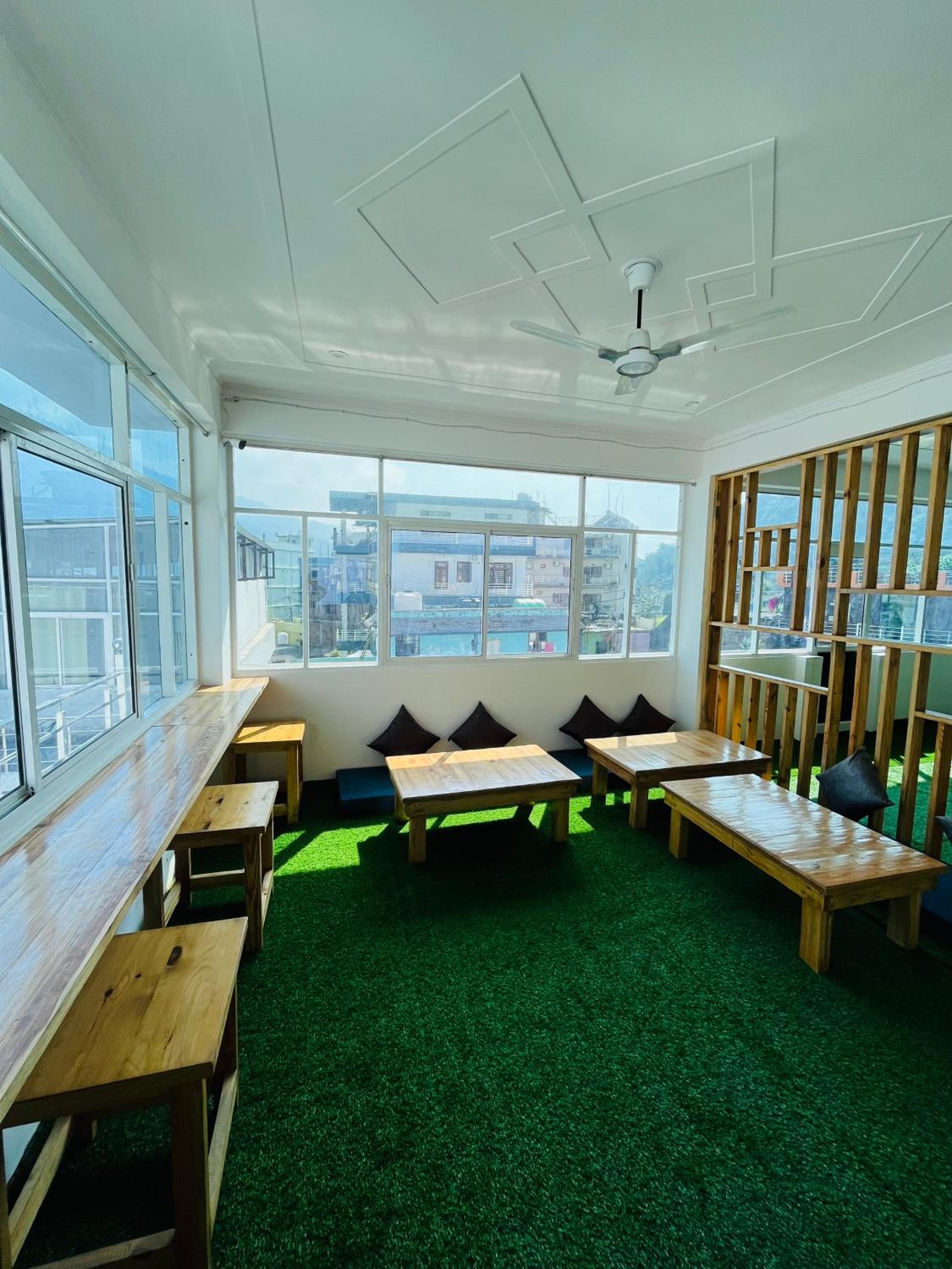 lounge