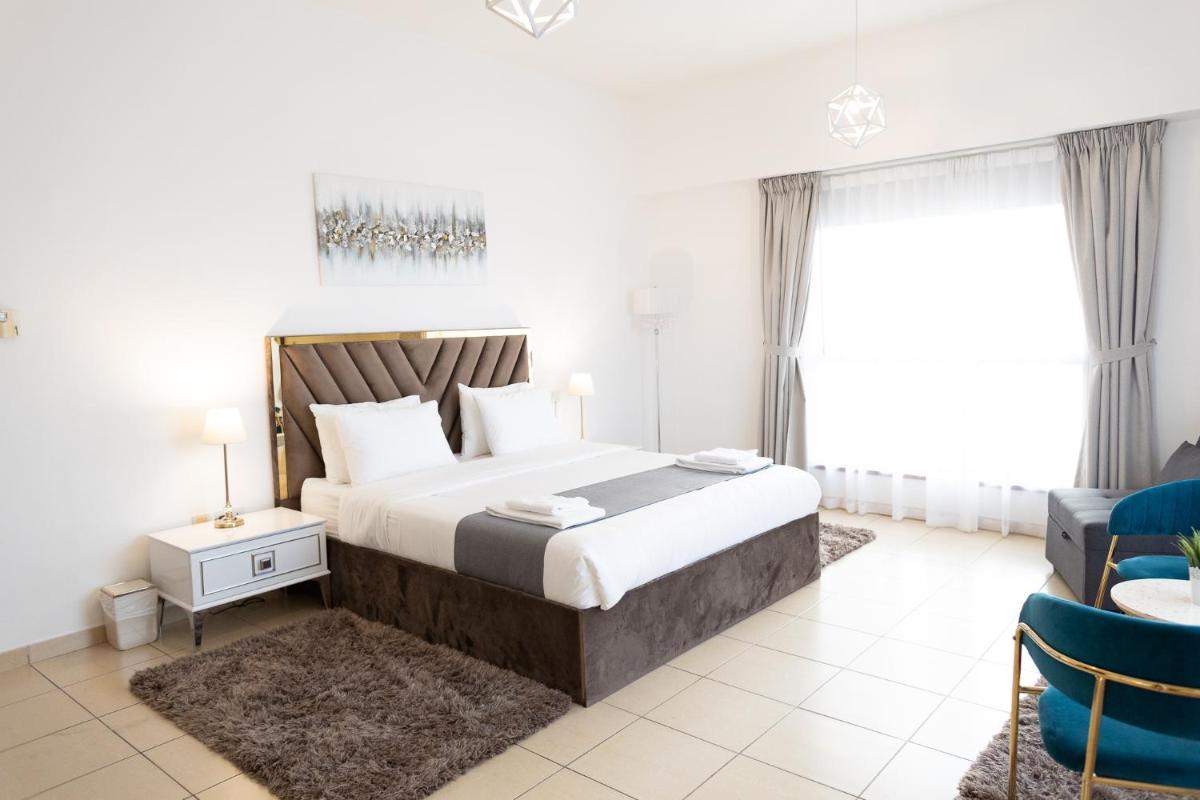 HAPPY SEASON - JBR apartments, Beach Front, Top furnished