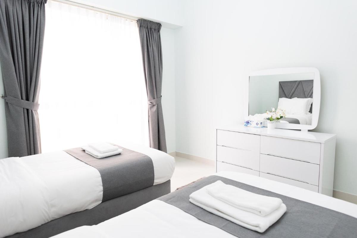 HAPPY SEASON - JBR apartments, Beach Front, Top furnished