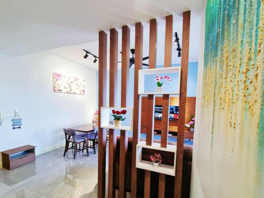 ElegantCozyOneBedroomSuite#NETFLIX#FreeParking#PrivateBathtub#Sea&CityViews#InfinityPool#ImperioResidence#LuxuryCondo