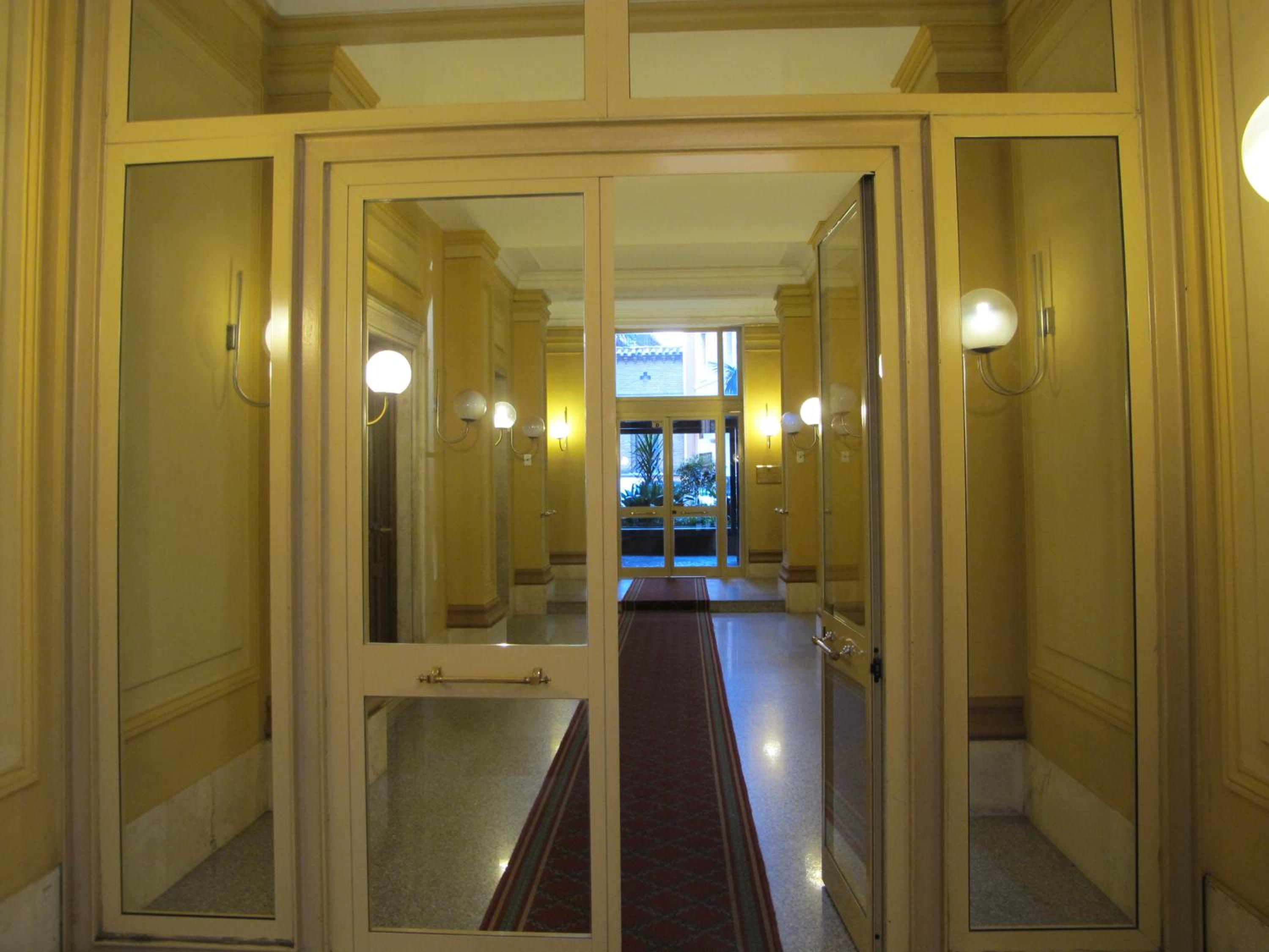 Blue Inn Luxury Suites