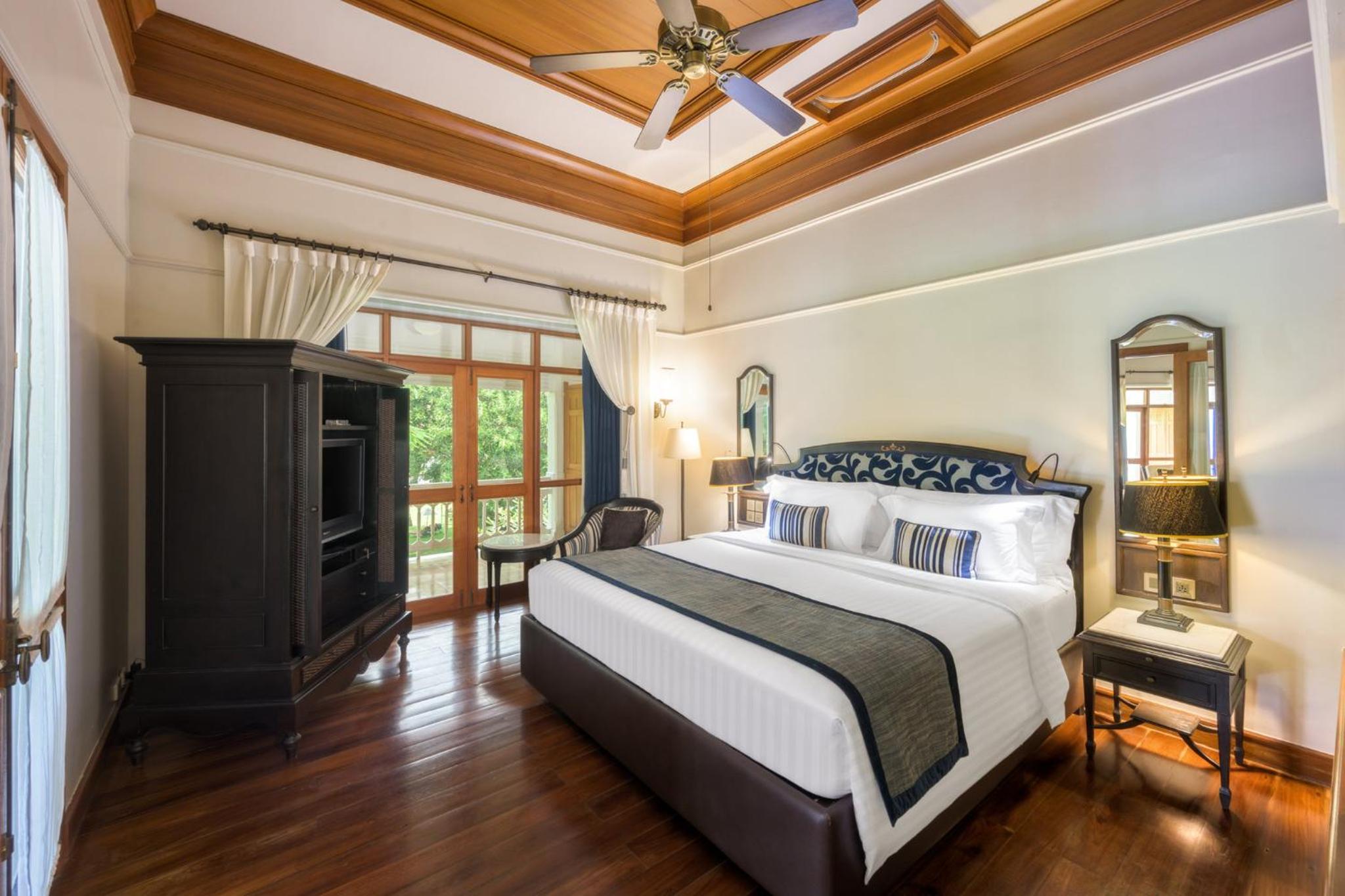 Centara Grand Beach Resort Hua Hin
