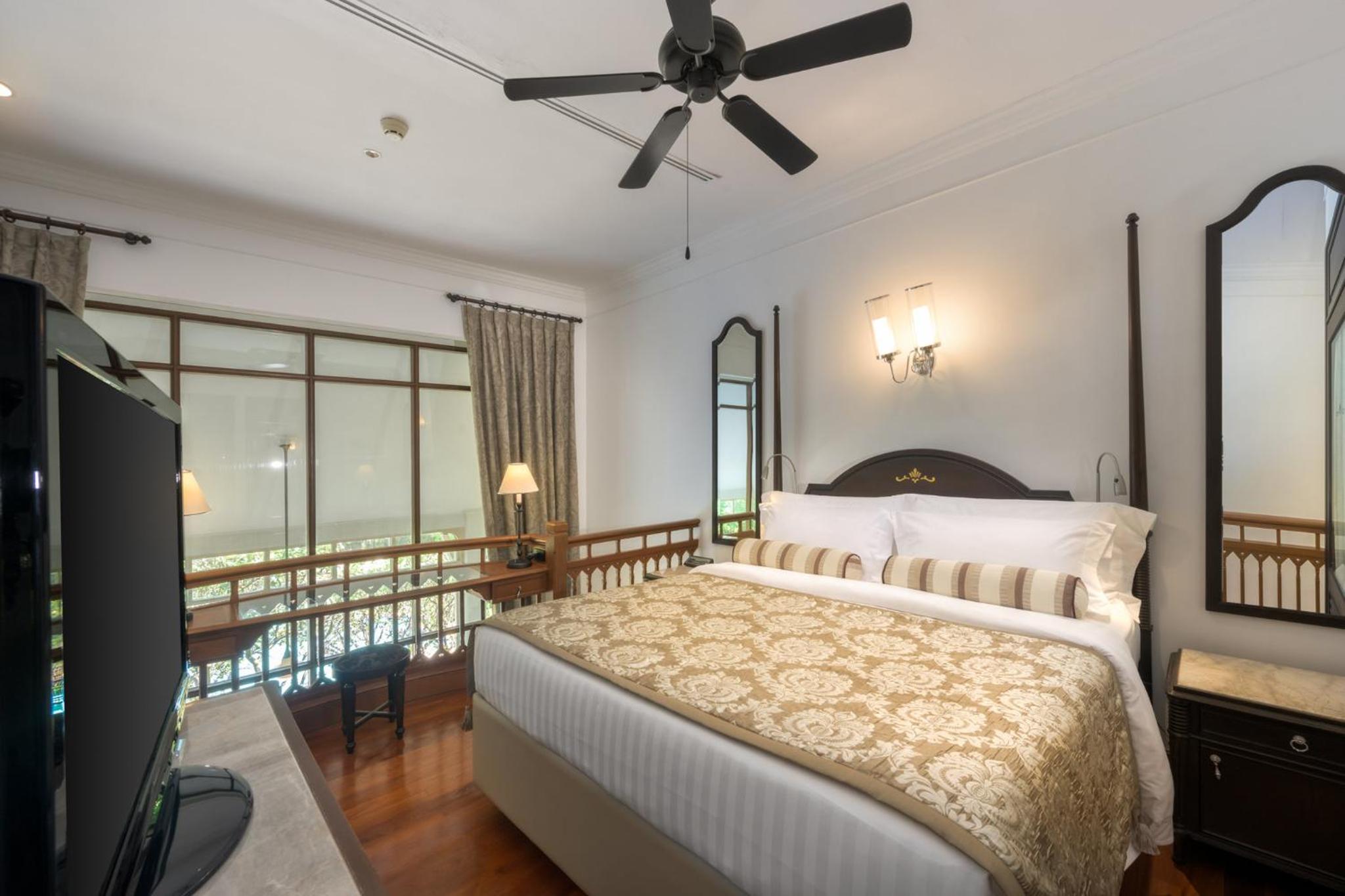 Centara Grand Beach Resort Hua Hin