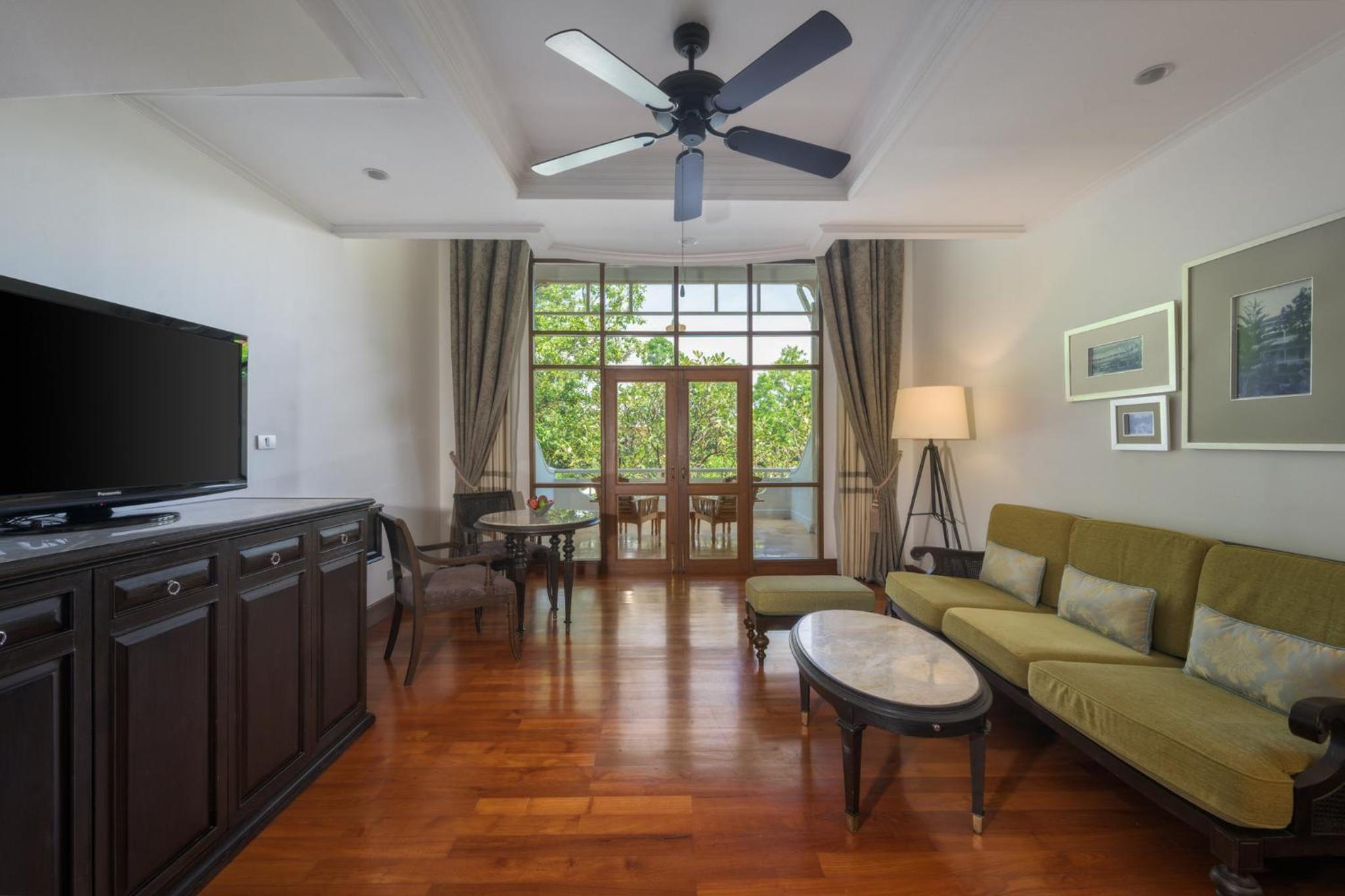Centara Grand Beach Resort Hua Hin
