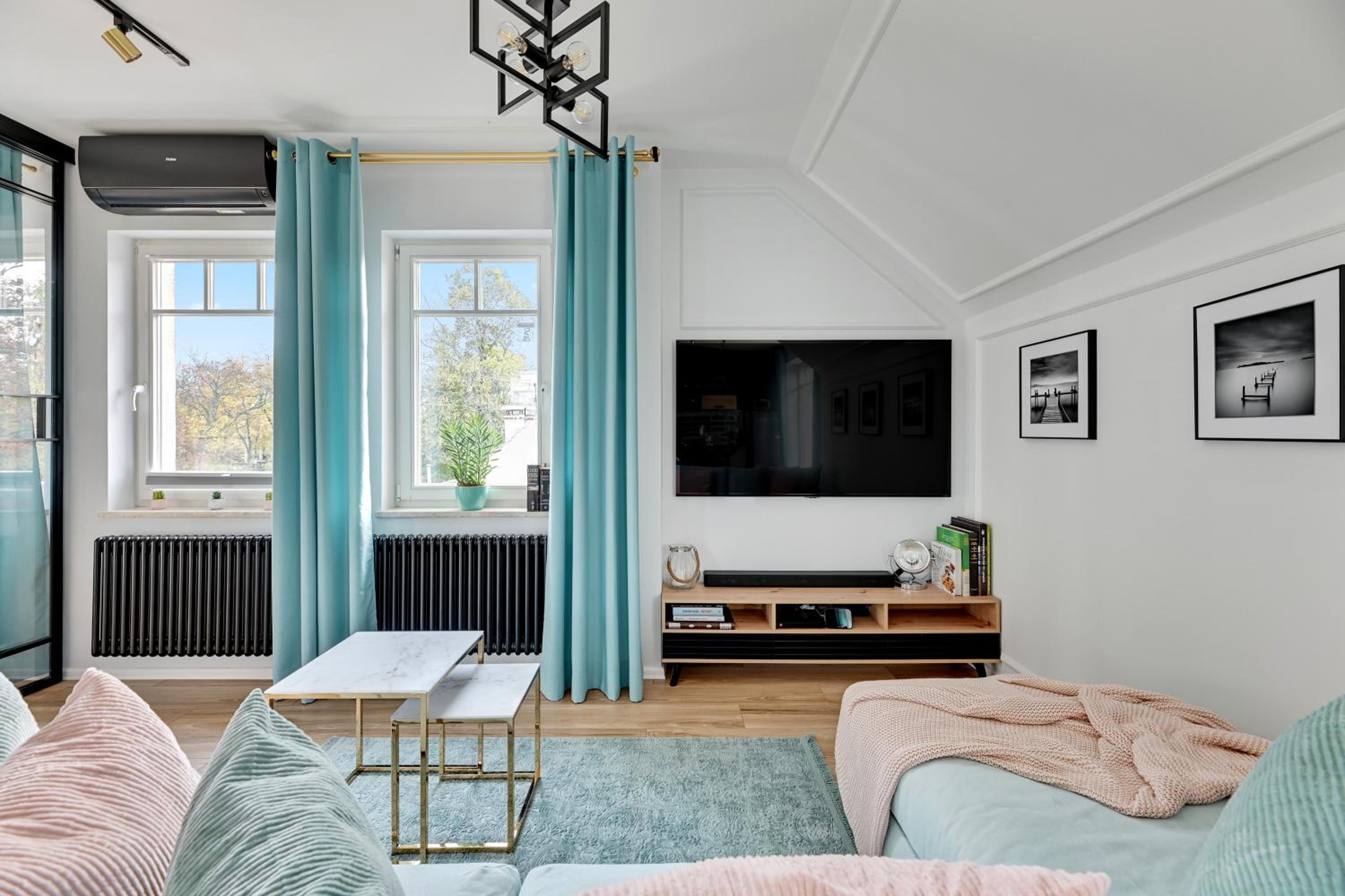 Sopot Beach & Park Penthouse by Downtown Apartments