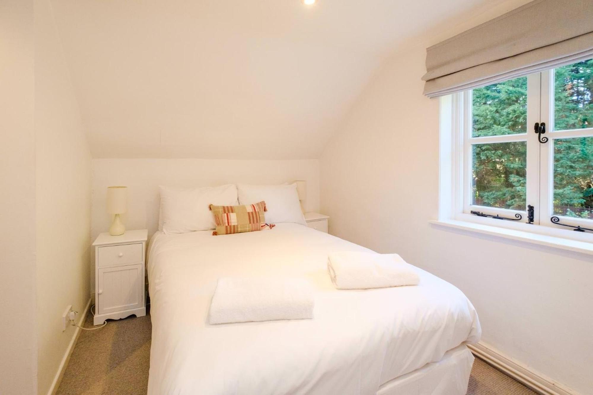 Theberton Cottage view 5