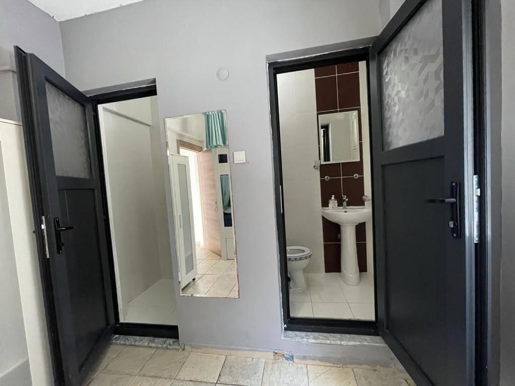 El Camino Yurt & Pub - Image 56