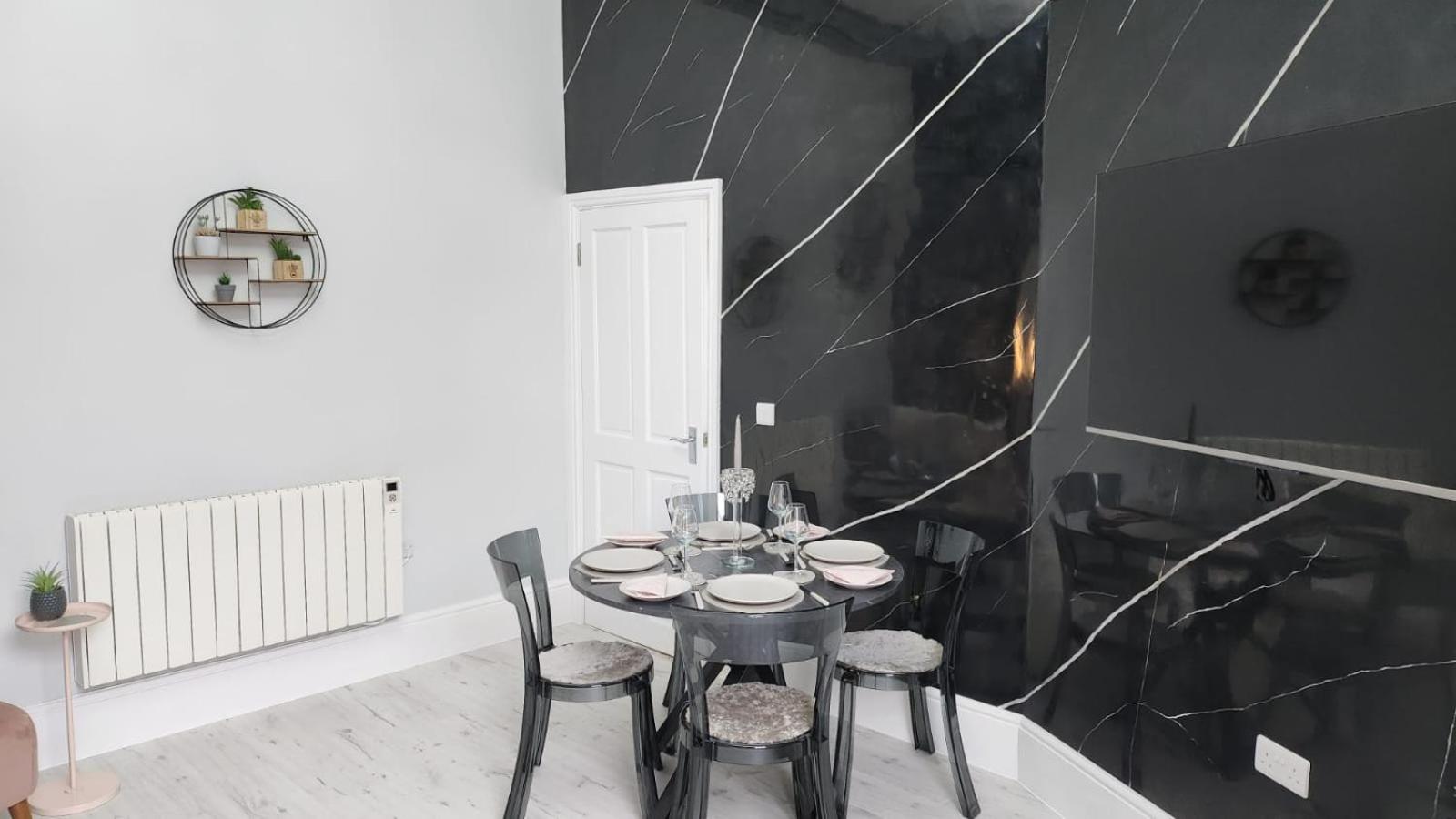 Courtyard Holiday Apartments