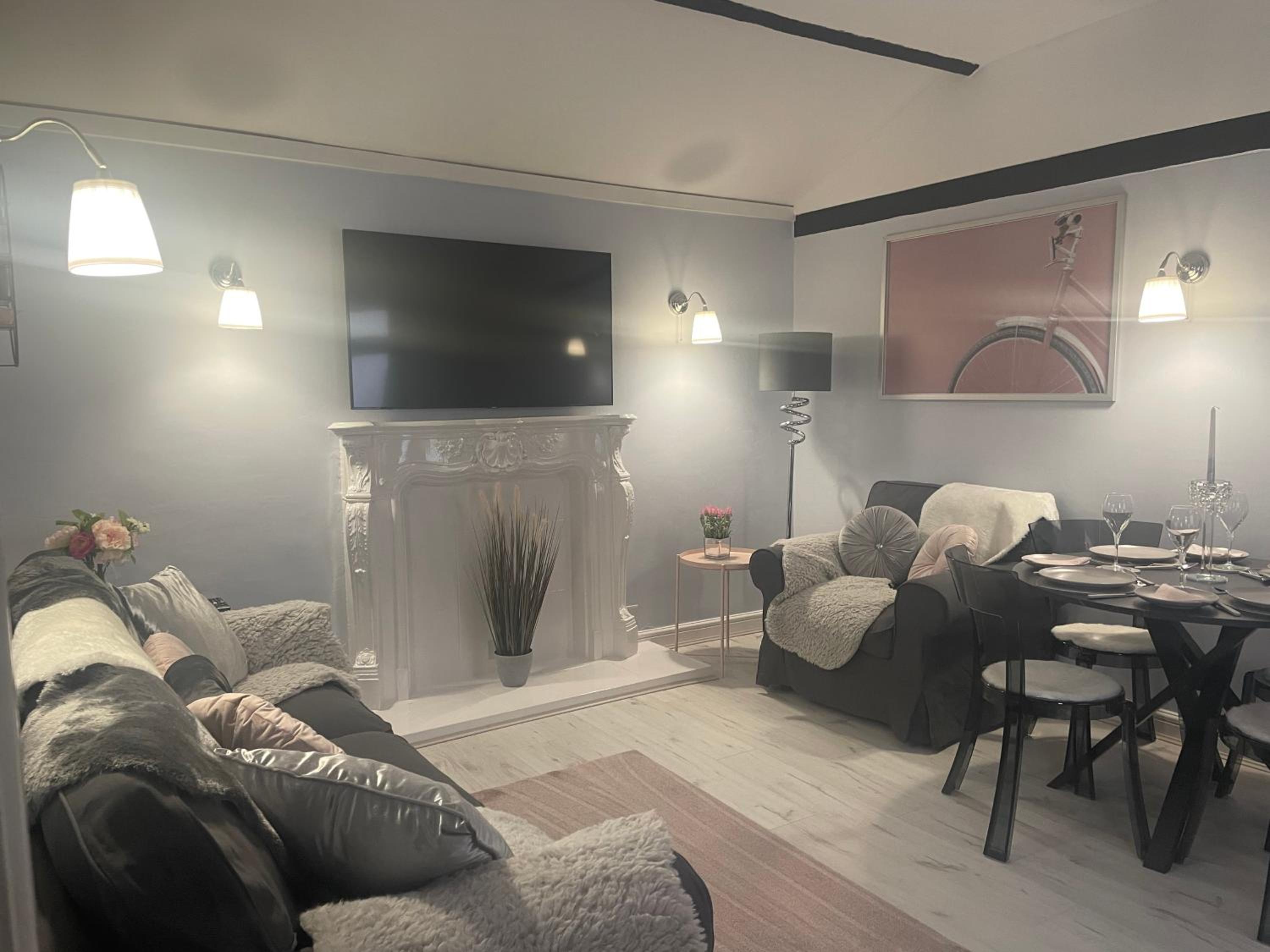 Courtyard Holiday Apartments